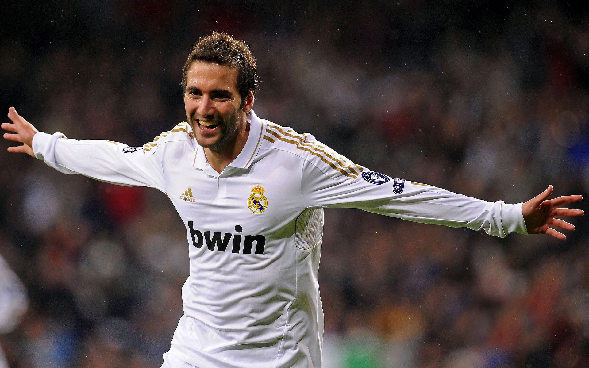 姆巴佩新星比赛规则变更表现突出，加拿大队前途光明！气势如虹延续